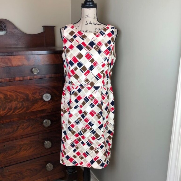 Evan Picone Dresses & Skirts - Evan Picone Sleeveless Sheath Dress 12